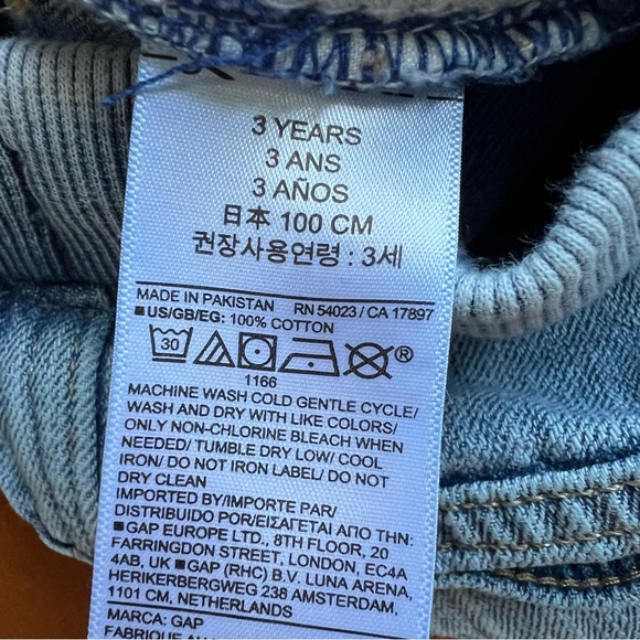 GAP Baby Light Wash Distressed Jeans, 3T Slim - Picture 3 of 5